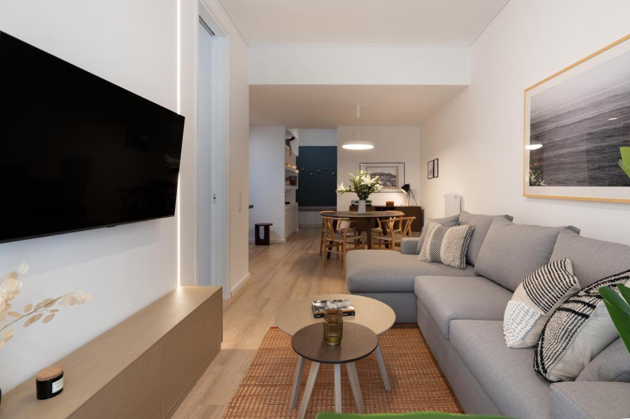 Unique 2 Bedrooms Apartment, Steps To Plaka And City Center أثينا المظهر الخارجي الصورة